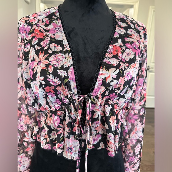 Nasty Gal Floral Chiffon Balloon Sleeve Blouse Women US Size 8 UK 12 - Picture 2 of 14